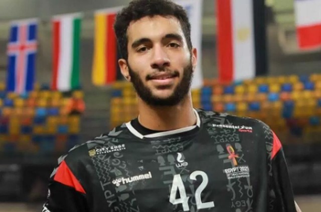 Urazu stopy nabawił się Hassan Kaddah. Egipski rozgrywający, który pokazał się z bardzo dobrej strony między innymi podczas IHF Super Globe 2022 zostając królem strzelców turnieju.