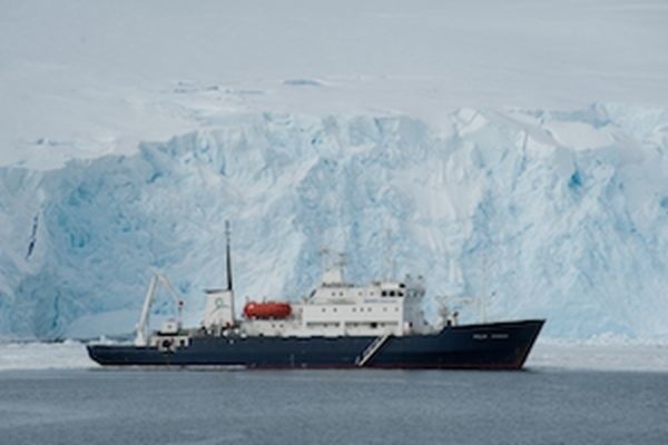 Statek Polar Pioneer