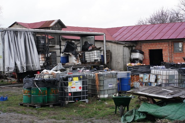 Wieś Szołajdy w powiecie kolskim to kolejne miejsce na mapie Wielkopolski, gdzie zlokalizowane są odpady niebezpieczne.