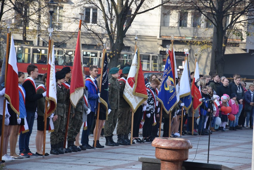 Uroczystości niepodległościowe na Placu Orląt Lwowskich na...