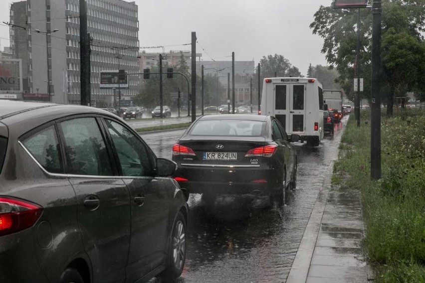 Remonty i pogoda dały się we znaki nie tylko kierowcom, ale...