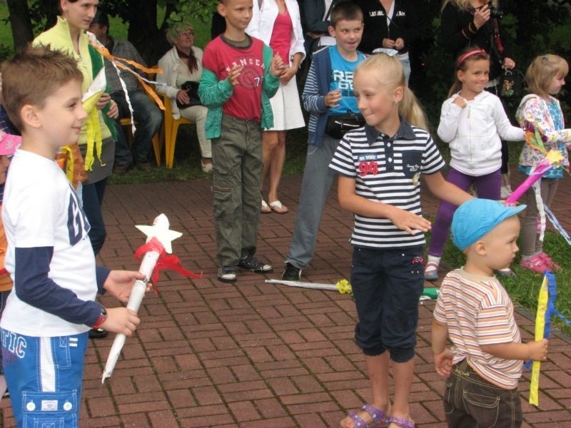 Dzieci uczyły się czarować. Przeczytaj, co będą robić w sierpniu