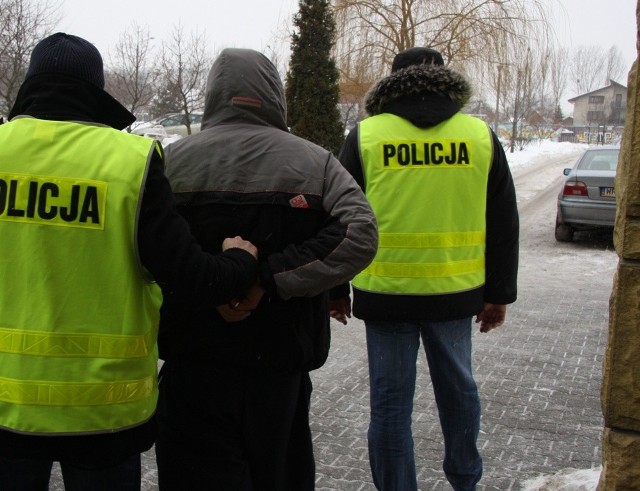 Mazowieccy policjanci zatrzymali kolejne osoby zamieszkane w handel narkotykami w powiecie kozienickim.