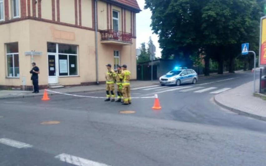 Auto uderzyło w budynek na tym skrzyżowaniu...