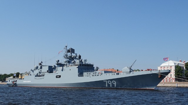 Według dowództwa operacyjnego "Południe" ukraińskiej armii, fregata rakietowa "Admirał Makarow" opuściła port w Sewastopolu