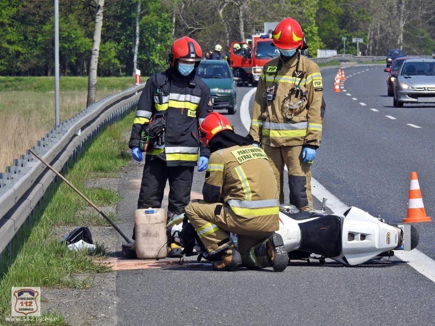 Wypadek motocyklisty na trasie S1. Mężczyzna wypadł z drogi...