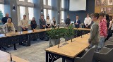 Pierwsza sesja Młodzieżowej Rady Miasta w Radomsku nowej kadencji. ZDJĘCIA