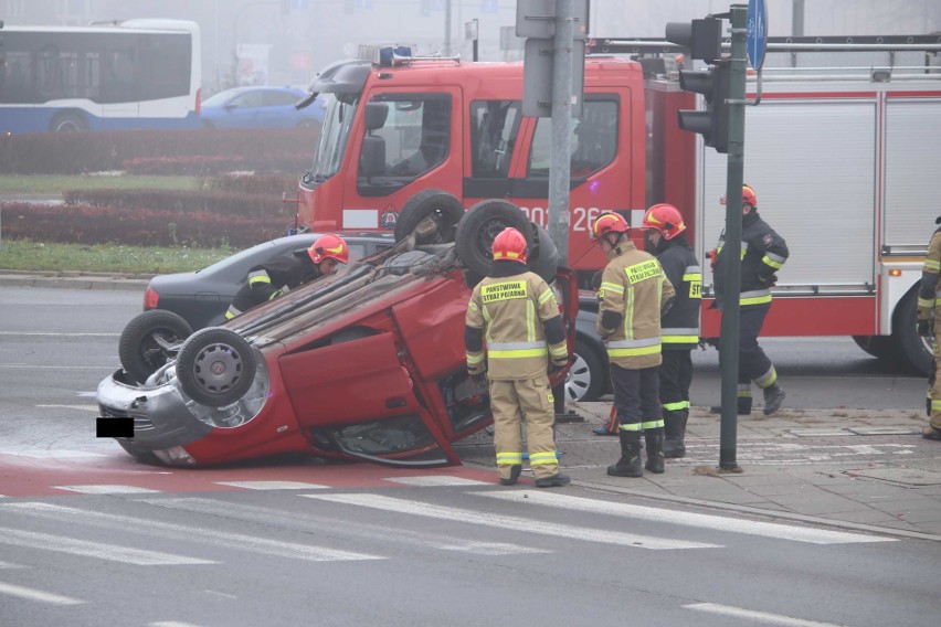 Wypadek na rondzie Grunwaldzkim w Krakowie