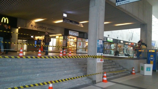 Dworzec w Katowicach, remont schodów