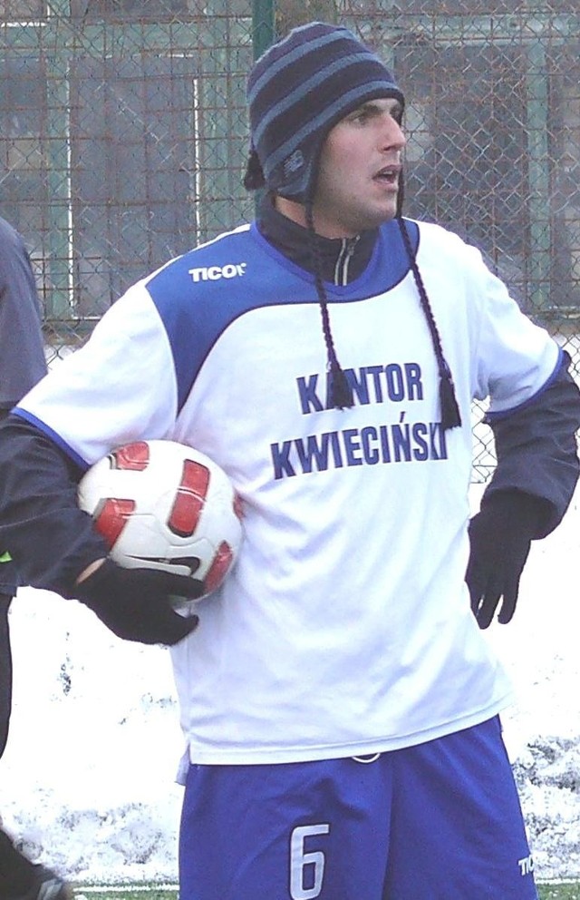 Piotr Sojecki i jego koledzy z czwartoligowego Kantoru Turbia pokonali w sparingu drugoligową Stal Rzeszów.