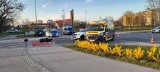 Wypadek na Retkini - kierowca suzuki uderzył w skuter. Co działo się na skrzyżowaniu al. Wyszyńskiego i al. Bandurskiego 