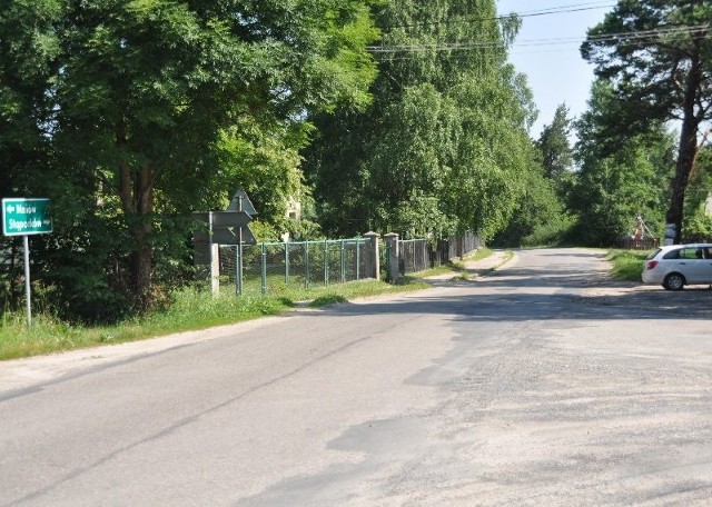 Jest szansa na to, że droga w Krasnej koło Stąporkowa doczeka się wreszcie przebudowy.