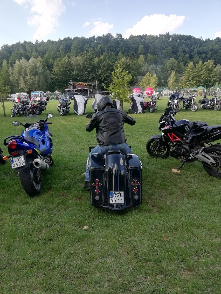 Rozpoczęło się Moto Zauro Music. W Bałtowie słychać ryk motocykli [ZDJĘCIA]