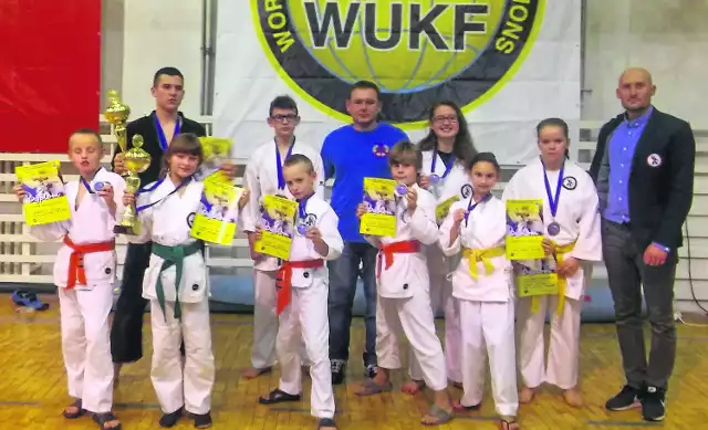 Treningi i walki kształtują charakter.  Tak jest w przypadku przedstawicieli Słupskiego Stowarzyszenia Karate i Jiu Jitsu Spartans.