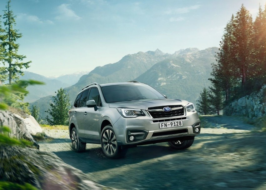 Subaru Forester 2.5i Platinium...