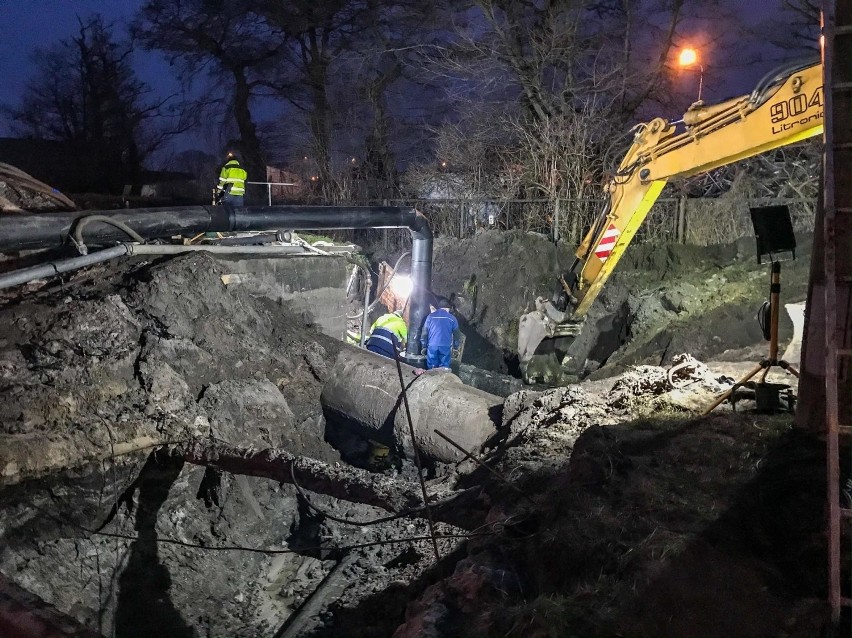 Władysławowo: Awaria rurociągu w oczyszczalni ścieków...