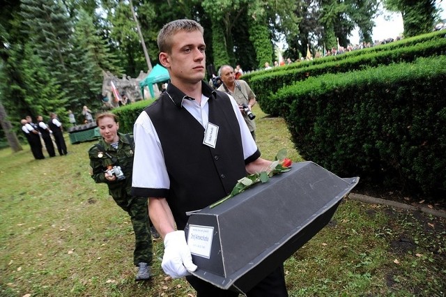 Pogrzeb szczątków 91 zolnierzy Armii Radzieckiej
