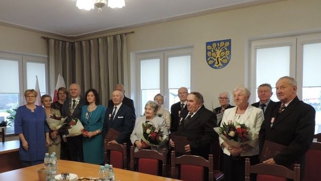 W Urzędzie Gminy w Stromcu odbyła się uroczystość z okazji jubileuszy małżeńskich. Złote Gody świętowało sześć par z gminy.