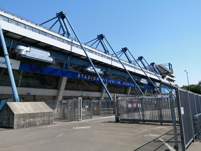 Stadion Wisły: miliony wyrzucone w beton. A można było wziąć przykład z Juventusu Turyn OPINIA