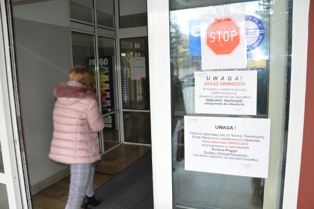 Szpital zmaga się z problemami związanymi z brakiem środków zabezpieczenia personelu medycznego