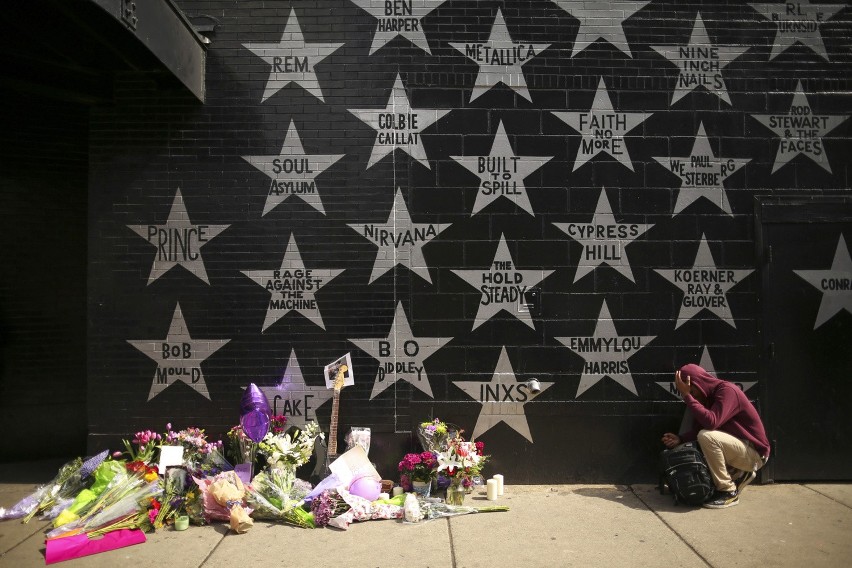Minneapolis - kwiaty pod gwiazdą Prince'a