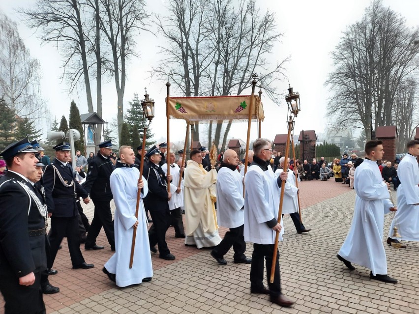 Rezurekcja w Baranowie, w parafii pw. św. Bartłomieja Apostoła. 17.04.2022