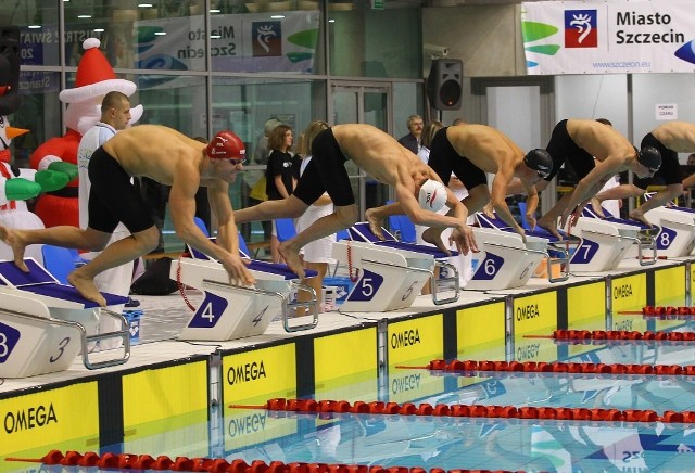 Drugi dzień mistrzostw Polski w pływaniu i nasi pływacy dalej nie wywalczyli minimum na mistrzostwa świata.