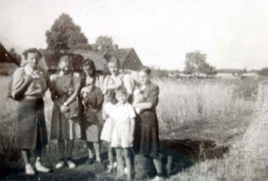 70 lat temu zginęły 22 łódzkie harcerki. Na jeziorze Gardno miała miejsce największa katastrofa na wodach śródlądowych