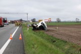 Wypadek na obwodnicy Opola. Zderzyły się dwa samochody ciężarowe, dostawczy bus i osobówka. Jedna osoba jest poszkodowana
