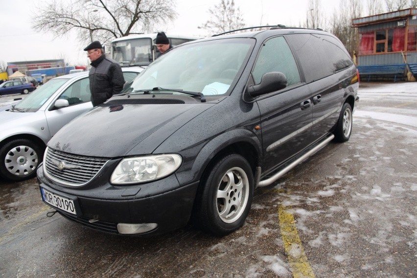 Chrysler Grand Voyager, 2001 r., 2,5 TD, ABS, centralny...