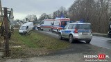 Wypadek na DK75 w Jurkowie. Dwie osoby zostały ranne po zderzeniu dwóch samochodów. Są utrudnienia [ZDJĘCIA]