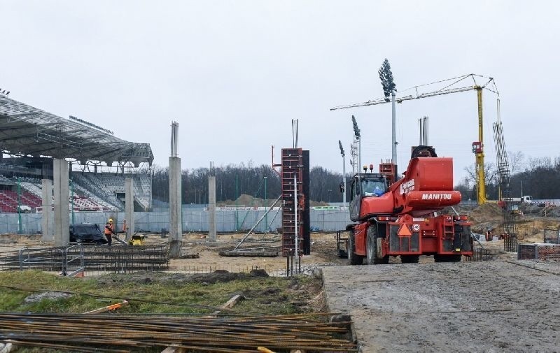 Na razie wszystko sprzyja temu, żeby ten termin był...