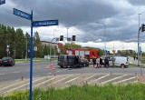 Wypadek samochodu dostawczego z busem na wrocławskim Jagodnie. Autami podróżowało 8 osób