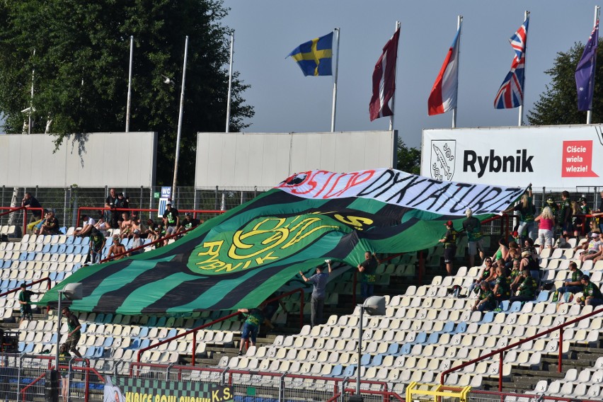 Bardzo możliwe, że z powodu koronawirusa piątkowy mecz ROW-u...