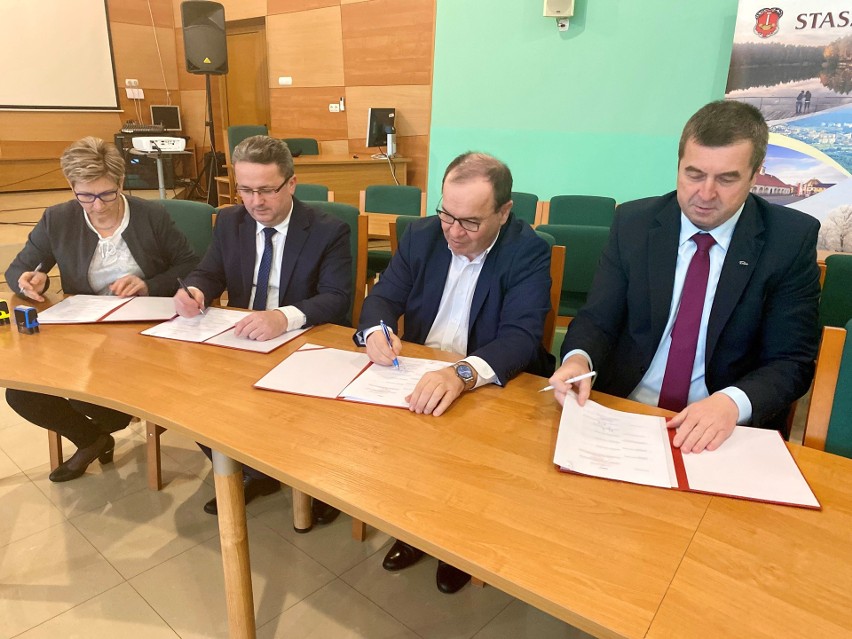 W Staszowie podpisano umowę o powołaniu Świętokrzyskiego Klastra Energii 