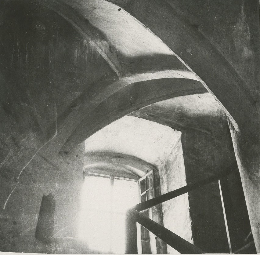 Wnętrze wieży Zamku Książąt Pomorskich (1947)