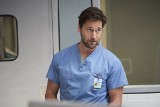 "Szpital New Amsterdam". Pierwsze zdjęcia z 5. sezonu medycznego serialu. Max wróci do szpitala, a między Bloom i Reynoldsem znowu zaiskrzy?