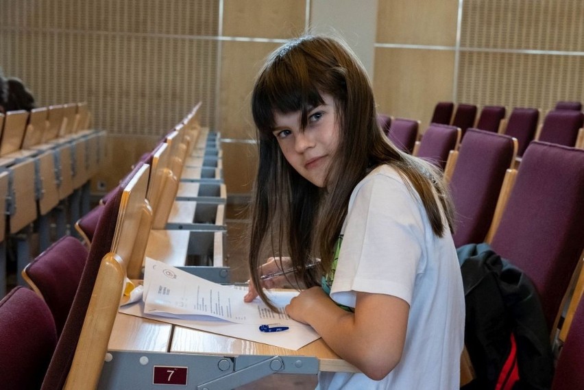Sukces uczniów z Woli Baranowskiej w programie edukacyjnym Ekonomicznego Uniwersytetu Dziecięcego
