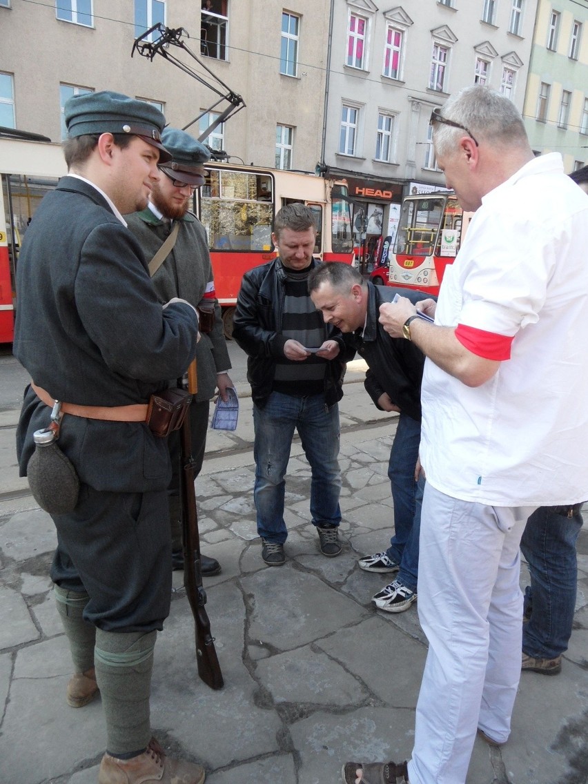 Tramwaj plebiscytowy przejechał ulicami Katowic i Chorzowa [ZDJĘCIA]