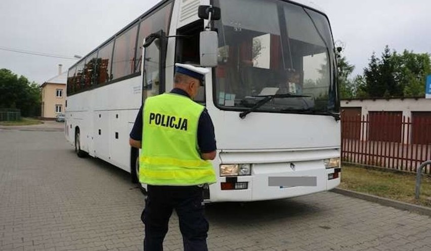 Sprawdź autobus, którym jedziesz na wakacje...