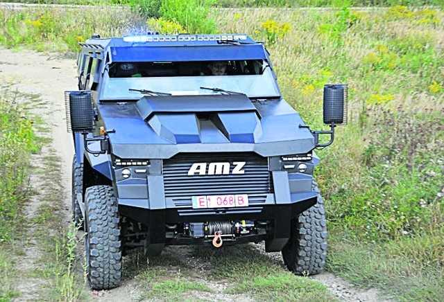Pojazdy Tur VI skonstruowane przez AMZ Kutno i zamówione już przez policję, także zostaną pokazane w Kielcach