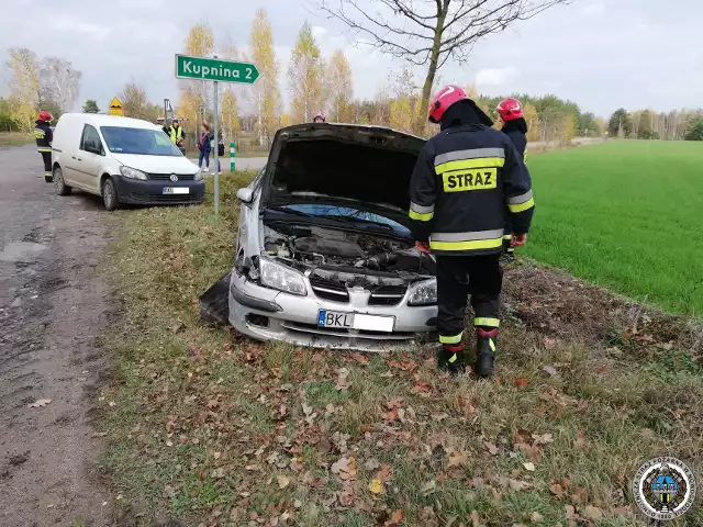 Nowogród. Wypadek na DW 648: Zderzenie nissana z volkswagenem