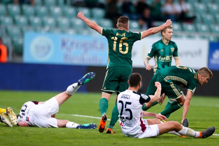 Lotto Ekstraklasa. Śląsk niemal cały mecz grał w przewadze, więc z łatwością ograł Pogoń