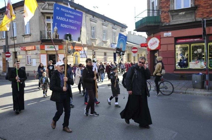 Kraków. XV piesza pielgrzymka śladami Karola Wojtyły Robotnika [ZDJĘCIA]