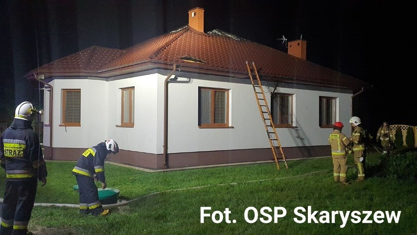 Do pożaru poddasza domu w Skaryszewie doszło w nocy z piątku...