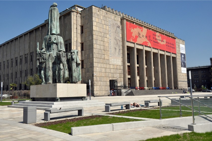 Gmach Główny Muzeum Narodowego w Krakowie...