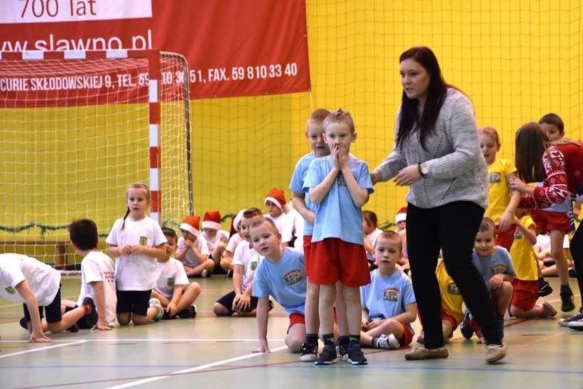 W hali sportowej przy Szkole Podstawowej nr 3 w Sławnie...