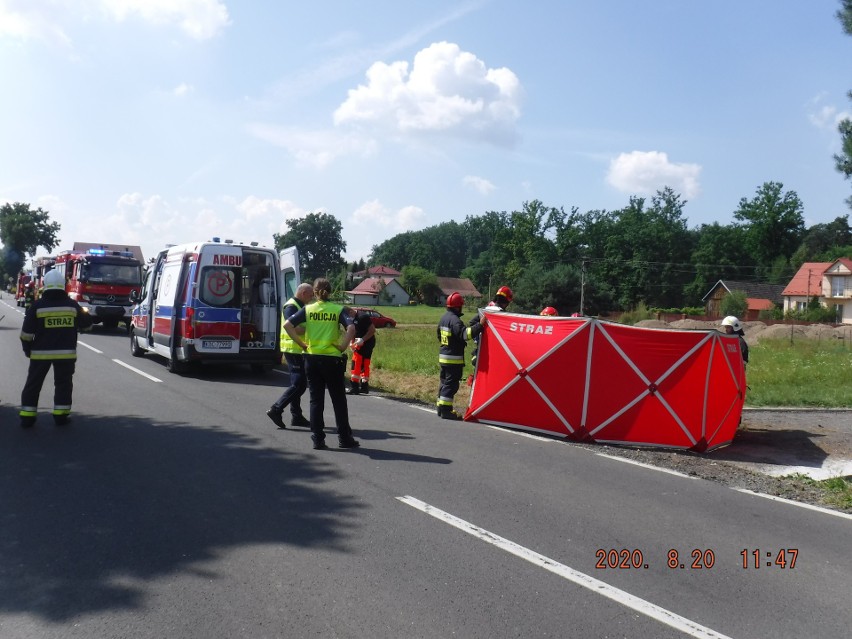 Baczków. Tragedia na drodze wojewódzkiej 965. Nie żyje 19-letni motocyklista [ZDJĘCIA]