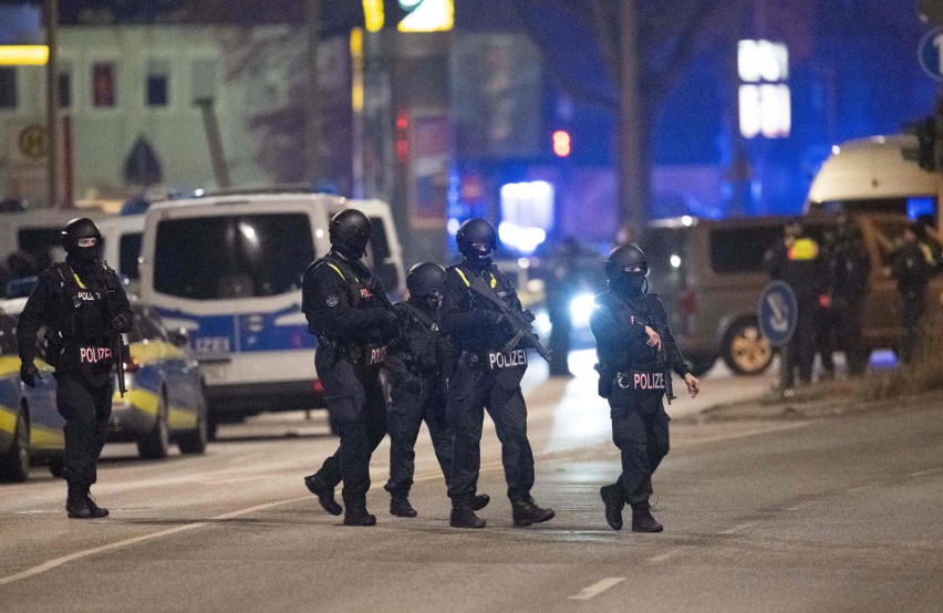 Według wcześniejszych informacji w wyniku strzelaniny w...