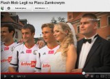 Flash Mob piłkarzy Legii Warszawa na Starym Mieście [WIDEO, ZDJĘCIA]